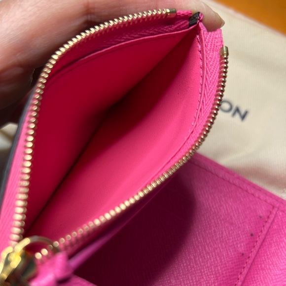 Louis Vuitton Christmas Animation 2022 Victorine Wallet - Fuchsia/Pink - Picture 8 of 11